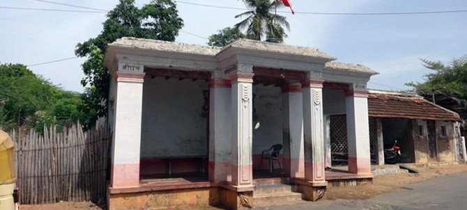 Saatchi Hanuman Temple
